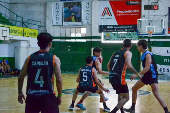 Estudiantes de la FCS participaron del Interfacultades de la UNER